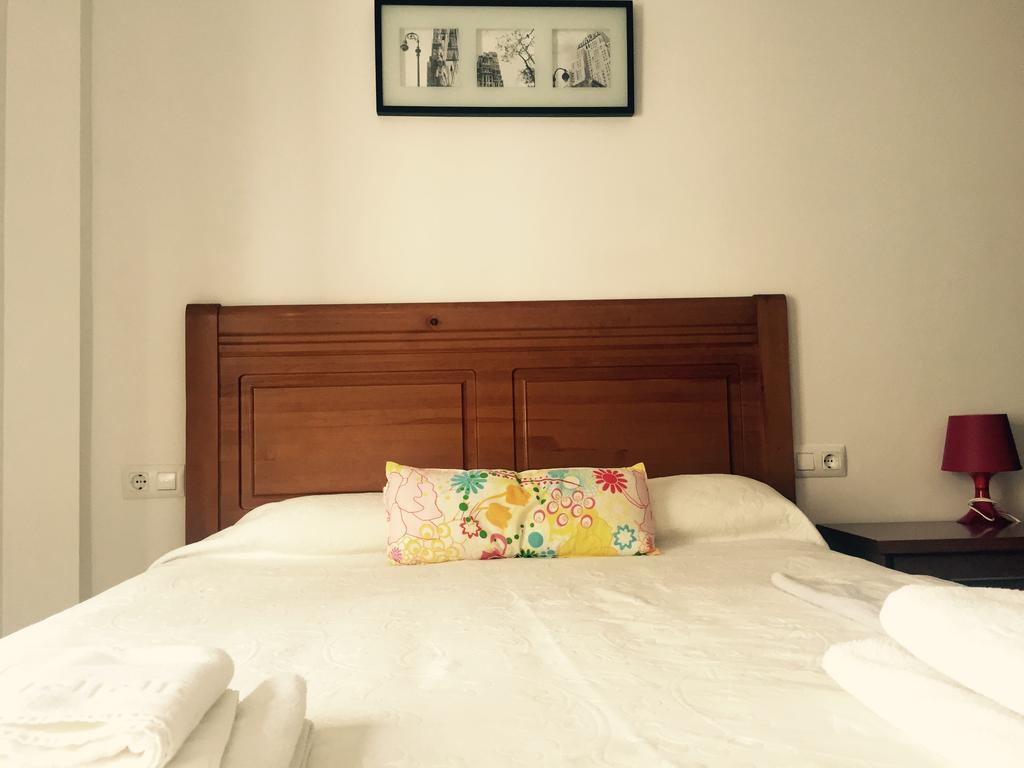 Apartamentos San Pelayo Onís Rum bild