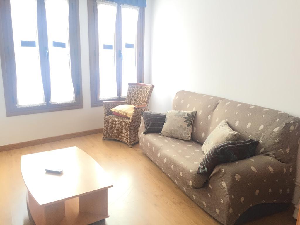 Apartamentos San Pelayo Onís Rum bild